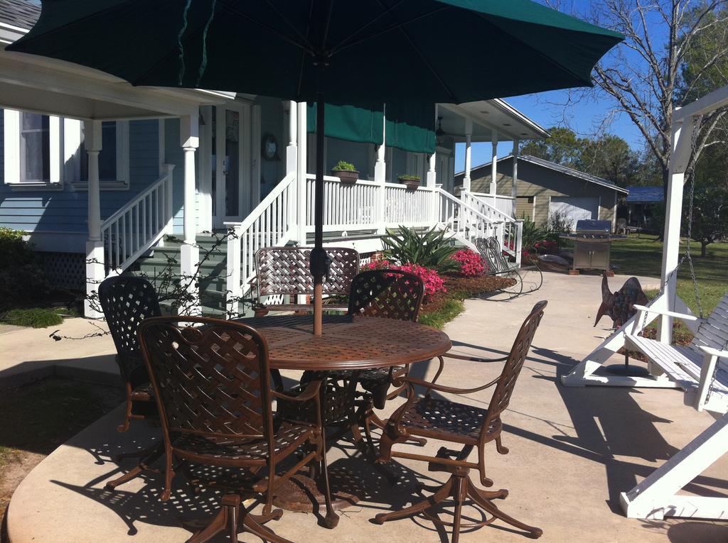 A Chateau On The Bayou Bed & Breakfast Raceland ภายนอก รูปภาพ