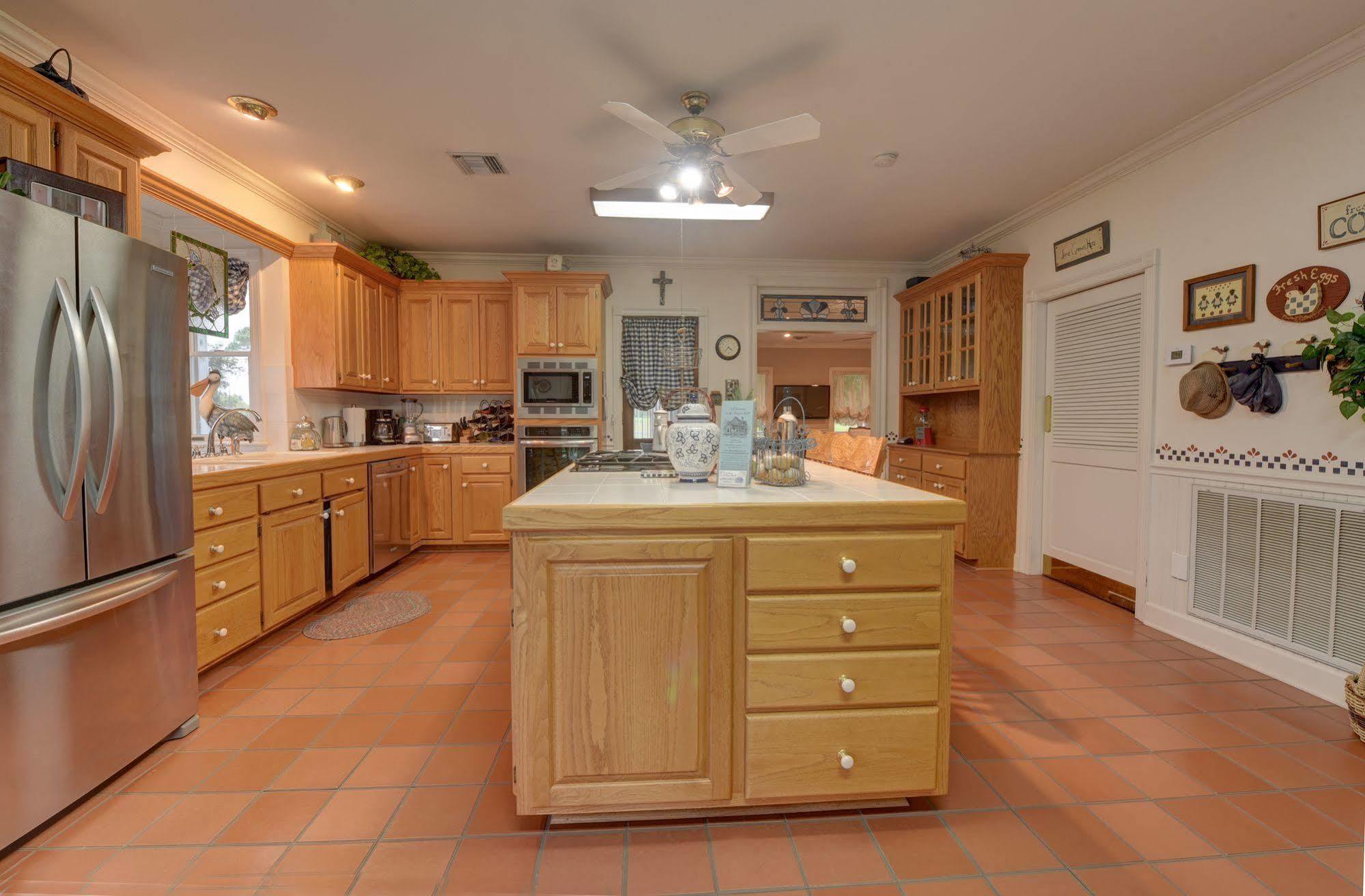 A Chateau On The Bayou Bed & Breakfast Raceland ภายนอก รูปภาพ