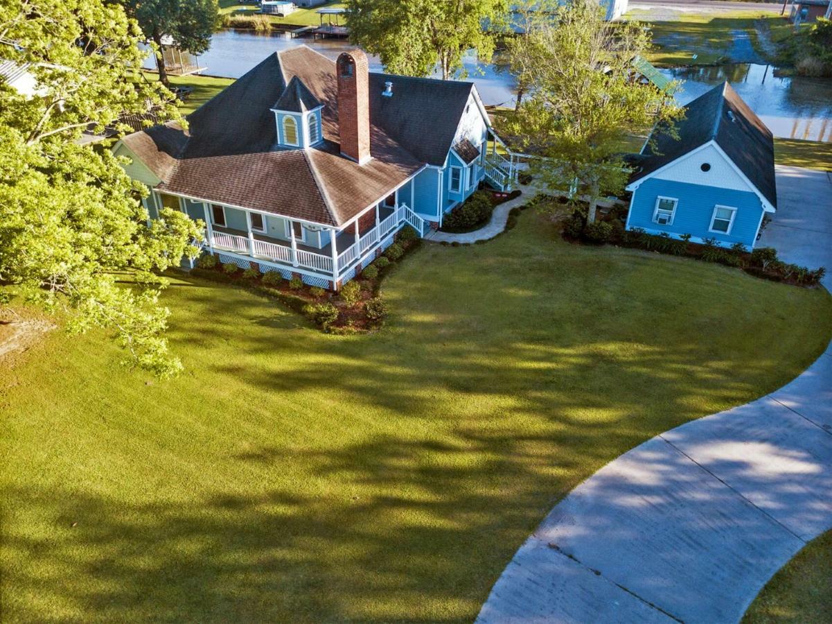 A Chateau On The Bayou Bed & Breakfast Raceland ภายนอก รูปภาพ